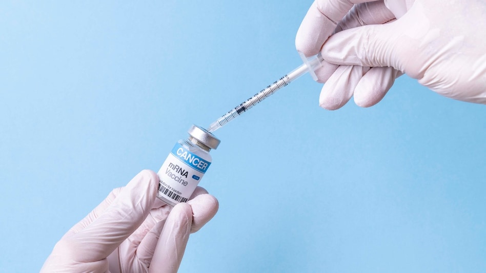 Ifosfamide is a chemotherapy medicine used in the treatment of several cancers, including testicular cancer, soft tissue sarcoma, bone cancers and certain lymphomas. Ifosfamide is a chemotherapy medicine used in the treatment of several cancers, including testicular cancer, soft tissue sarcoma, bone cancers and certain lymphomas.