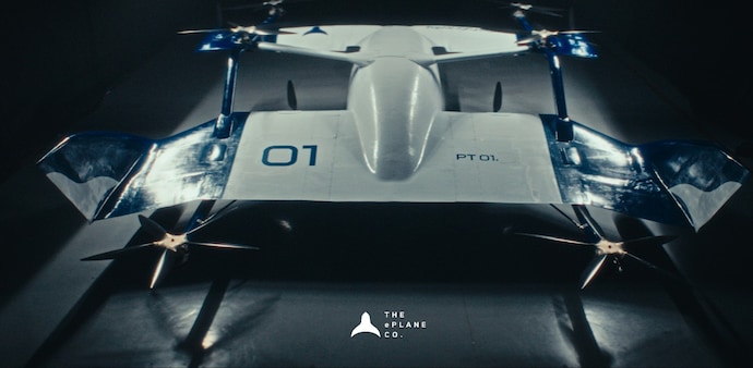 The e200X has been designed as a single platform capable of serving three different markets The e200X has been designed as a single platform capable of serving three different markets