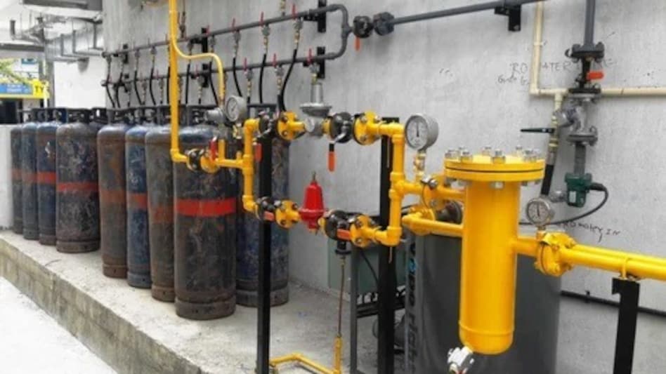 The government has also directed OMCs to continue maintaining comprehensive data on commercial and industrial LPG consumers to support efficient planning and supply management. The government has also directed OMCs to continue maintaining comprehensive data on commercial and industrial LPG consumers to support efficient planning and supply management.