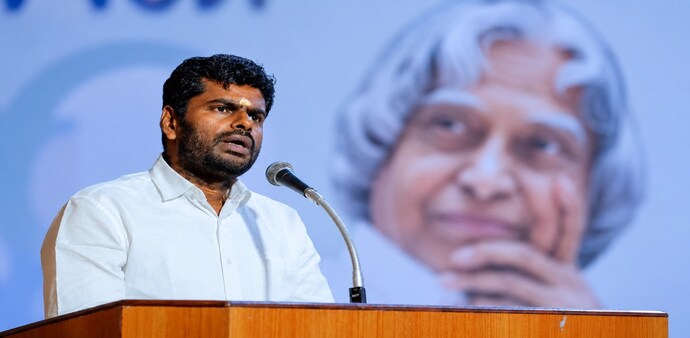 T R Baalu withdraws ₹100-crore defamation suit; Annamalai says 'truth always triumphs' T R Baalu withdraws ₹100-crore defamation suit; Annamalai says 'truth always triumphs'