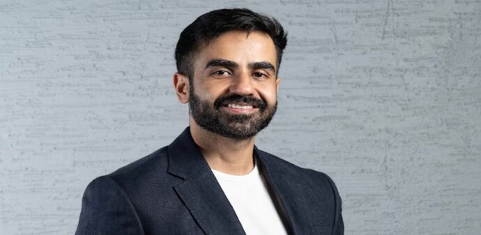 Rather than looking at balance sheets, Kamath looks to a diverse library to navigate finance, life, and decision-making. Rather than looking at balance sheets, Kamath looks to a diverse library to navigate finance, life, and decision-making.