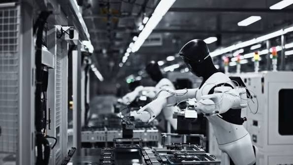 17,625 tablets inspected in less than 3 days: Chinese humanoid robots hit factory milestone