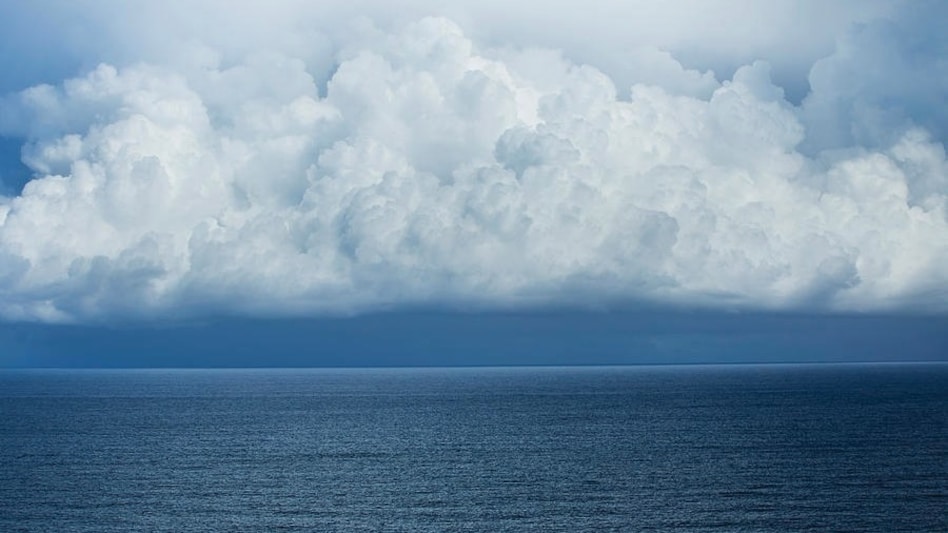 El Niño is the warm phase of the naturally occurring El Niño-Southern Oscillation (ENSO), a climate pattern that periodically reshapes weather worldwide. El Niño is the warm phase of the naturally occurring El Niño-Southern Oscillation (ENSO), a climate pattern that periodically reshapes weather worldwide.