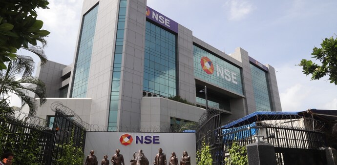 The exchange noted, based on market feedback, it had revised the expiry date of crude oil options with effect from November 6, 2025. The exchange noted, based on market feedback, it had revised the expiry date of crude oil options with effect from November 6, 2025.