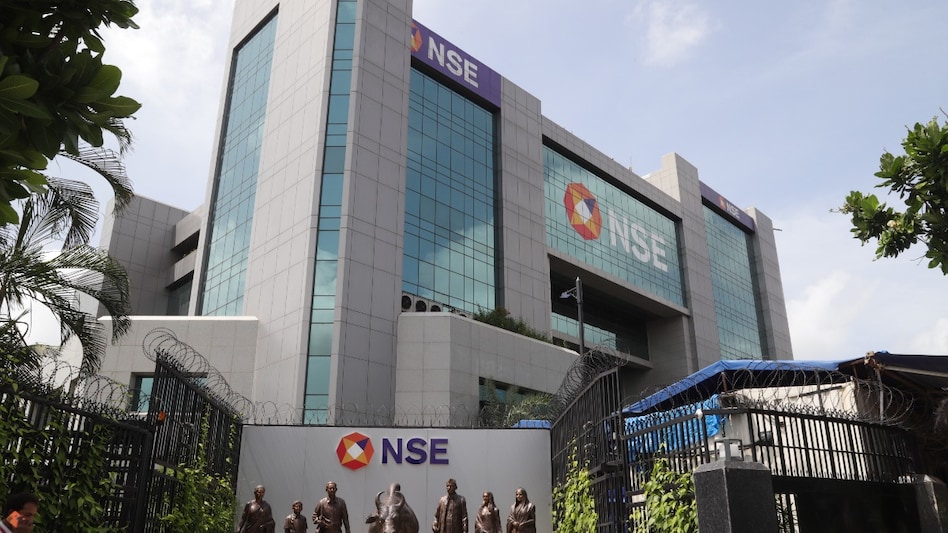 The exchange noted, based on market feedback, it had revised the expiry date of crude oil options with effect from November 6, 2025. The exchange noted, based on market feedback, it had revised the expiry date of crude oil options with effect from November 6, 2025.