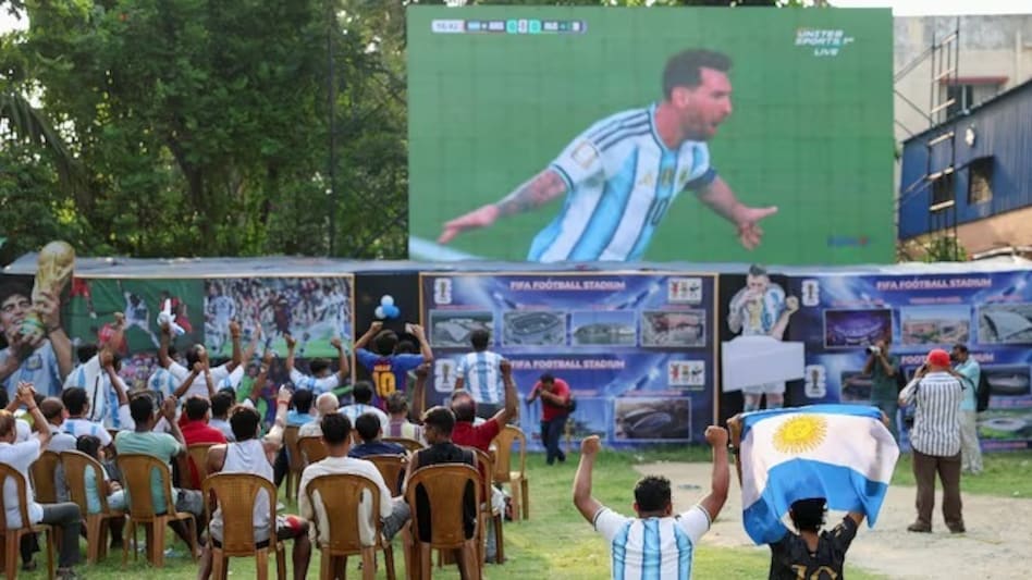 FIFA fever in Bengaluru: Karnataka extends restaurant timings for late-night matches FIFA fever in Bengaluru: Karnataka extends restaurant timings for late-night matches