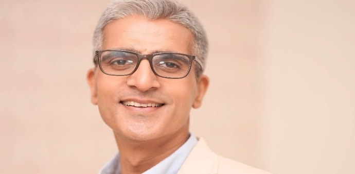 Kalra brings more than 25 years of experience across banking, insurance and fintech. Kalra brings more than 25 years of experience across banking, insurance and fintech.