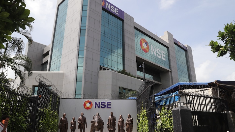 The exchange advised investors not to subscribe to any scheme or product offered by unregistered persons or entities in the stock market, noting that such activities are prohibited under law. The exchange advised investors not to subscribe to any scheme or product offered by unregistered persons or entities in the stock market, noting that such activities are prohibited under law.