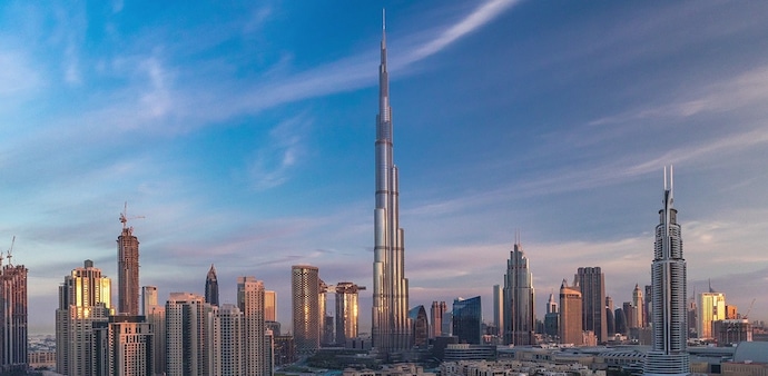 Travellers can choose between a 14-day visa on arrival and a 60-day visa on arrival. Travellers can choose between a 14-day visa on arrival and a 60-day visa on arrival.