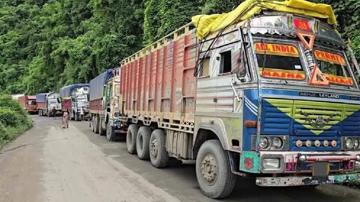 M&HCV industry to grow 5–7% in FY27 on fleet replacement, infrastructure push: Ashok Leyland