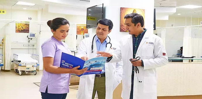 The IPO comprises a fresh issue of shares worth Rs 8,000 crore and an offer-for-sale of 2.16 crore equity shares worth Rs 1,275.2 crore. The IPO comprises a fresh issue of shares worth Rs 8,000 crore and an offer-for-sale of 2.16 crore equity shares worth Rs 1,275.2 crore.