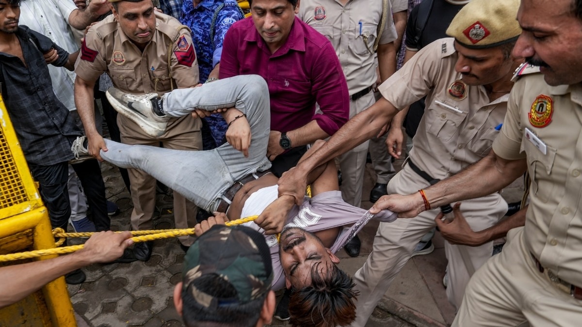 The court also said that it will order the constitution of a high-powered committee to investigate incidents of violence in Delhi and other states.