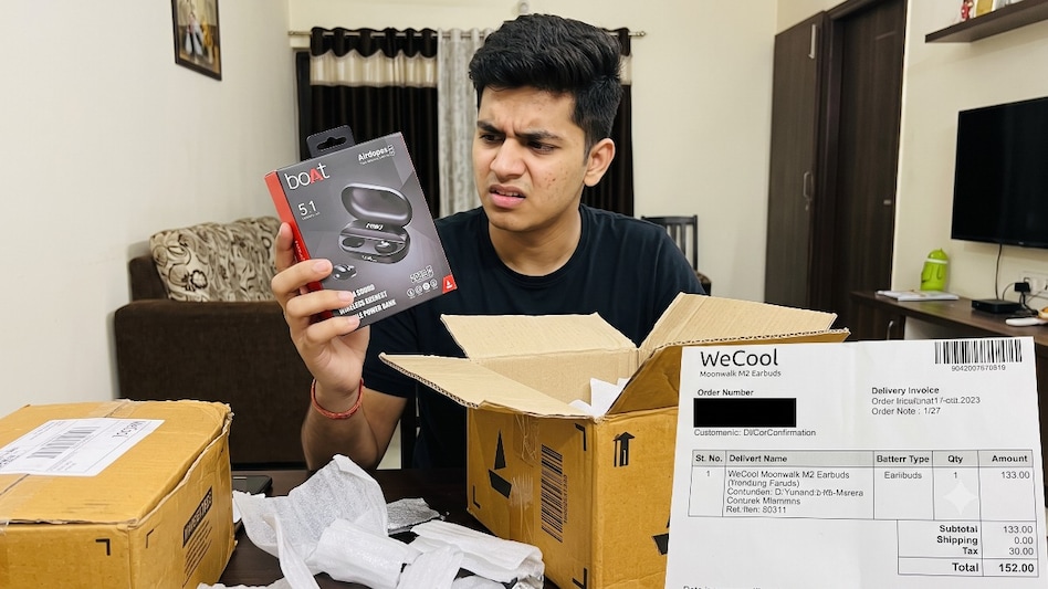 A guy orders a earbuds of WeCool, insted received BoAt earbuds A guy orders a earbuds of WeCool, insted received BoAt earbuds