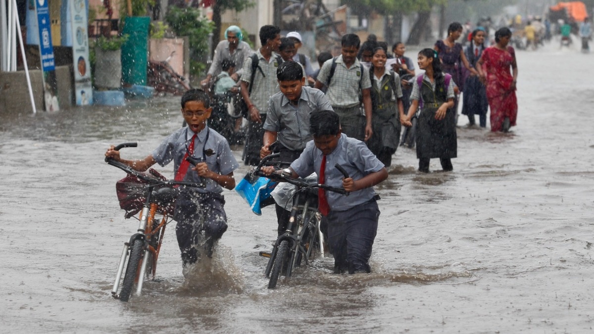 The Gujarat government has declared a holiday for schools and colleges in several districts