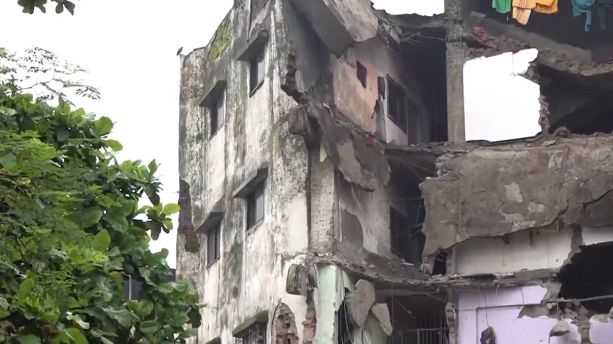 Four-storey building collapses in Maharashtra's Bhiwandi, 9 killed
