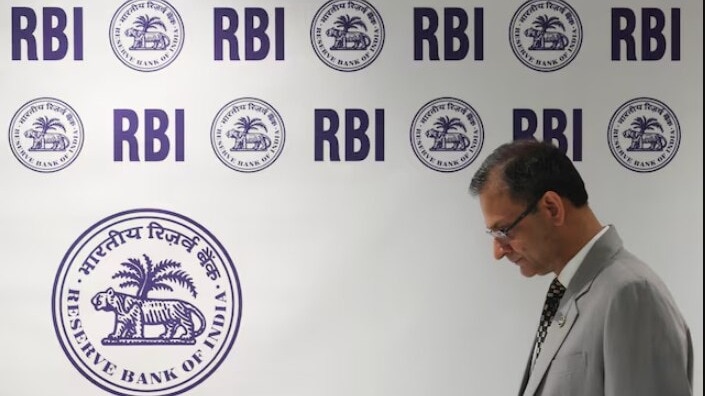 While India's economy continues to show resilience, policymakers are expected to tread cautiously amid rising inflationary pressures and renewed geopolitical tensions.