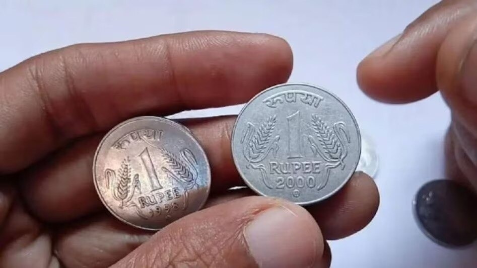  The Nayab tehsildar team found 1, 2, and 5-rupee coins stored at the accused’s house allegedly kept for melting and redistribution.