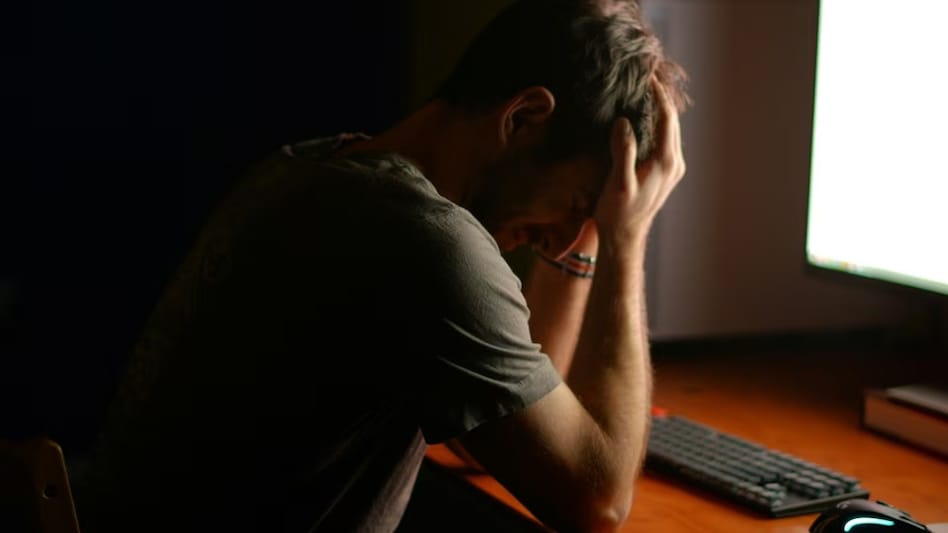The employee asked Reddit users how to handle the situation. The employee asked Reddit users how to handle the situation.