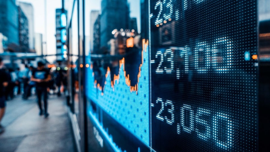 The S&P 500 was largely unchanged, hovering near the record high reached on Friday. By 9:35 a.m. ET, the Dow Jones Industrial Average was up 101 points, or 0.2%, while the Nasdaq Composite slipped 0.1%. The S&P 500 was largely unchanged, hovering near the record high reached on Friday. By 9:35 a.m. ET, the Dow Jones Industrial Average was up 101 points, or 0.2%, while the Nasdaq Composite slipped 0.1%.