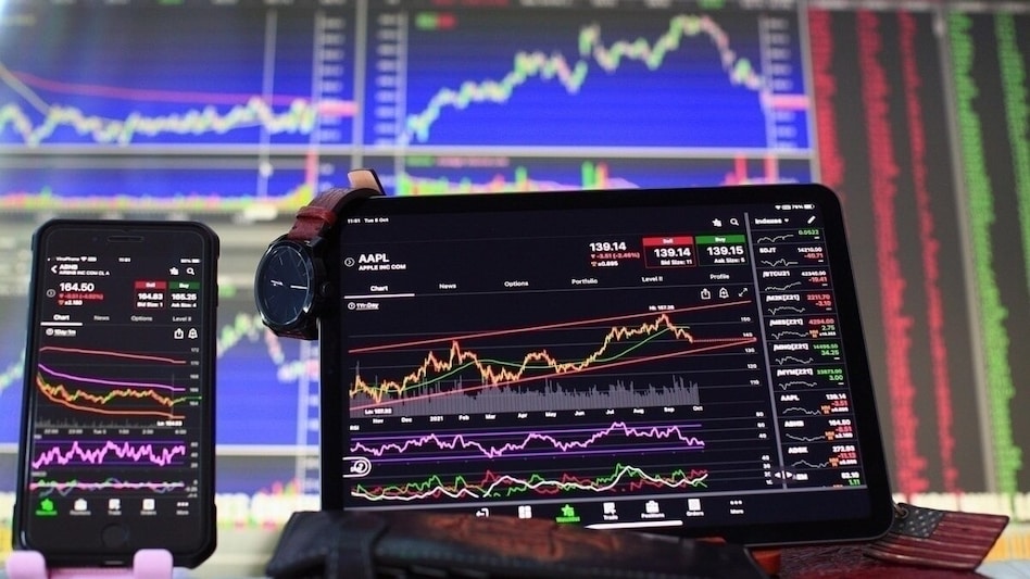 MCX shares: UBS said high volatility in key commodities may persist on an uncertain macro, benefiting MCX. It said valuation for MCX at 40 times is attractive. MCX shares: UBS said high volatility in key commodities may persist on an uncertain macro, benefiting MCX. It said valuation for MCX at 40 times is attractive.