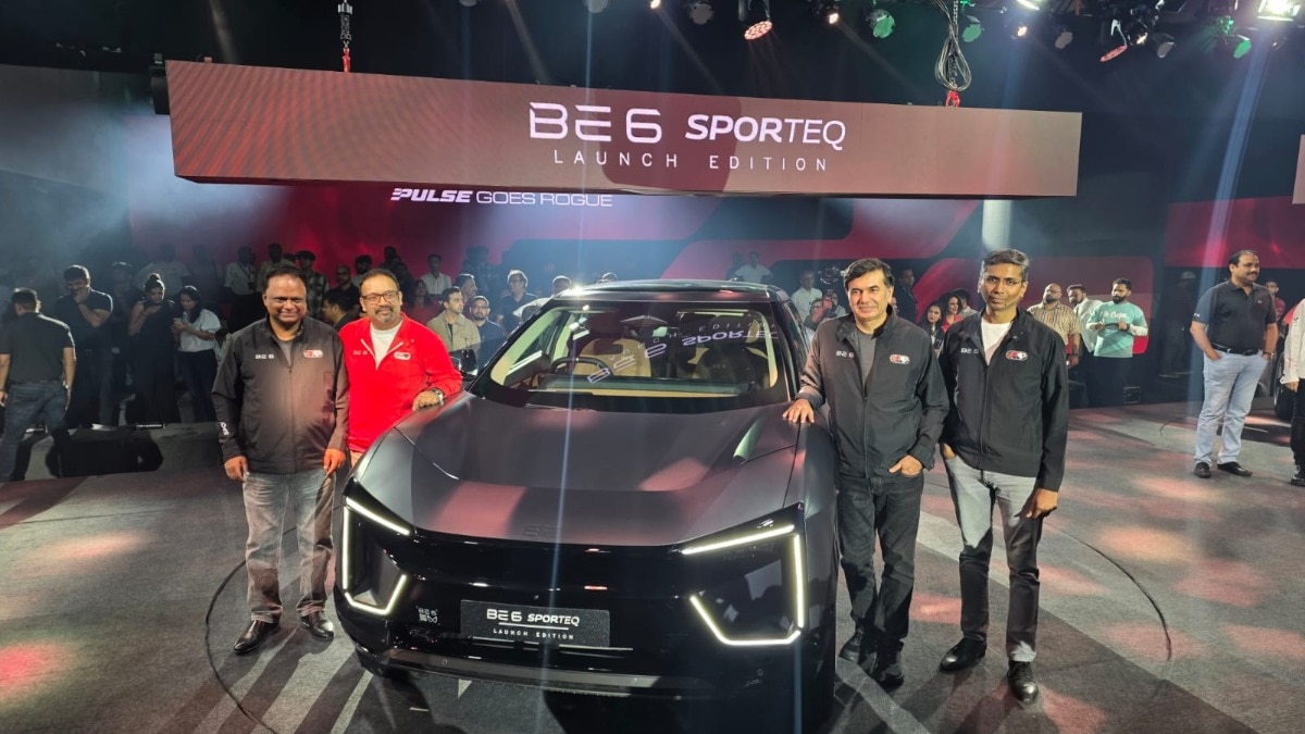 The BE 6 SPORTEQ is offered in eight variants and 12 colour options. The range adds new technology, cockpit and personalisation features to the BE 6.
