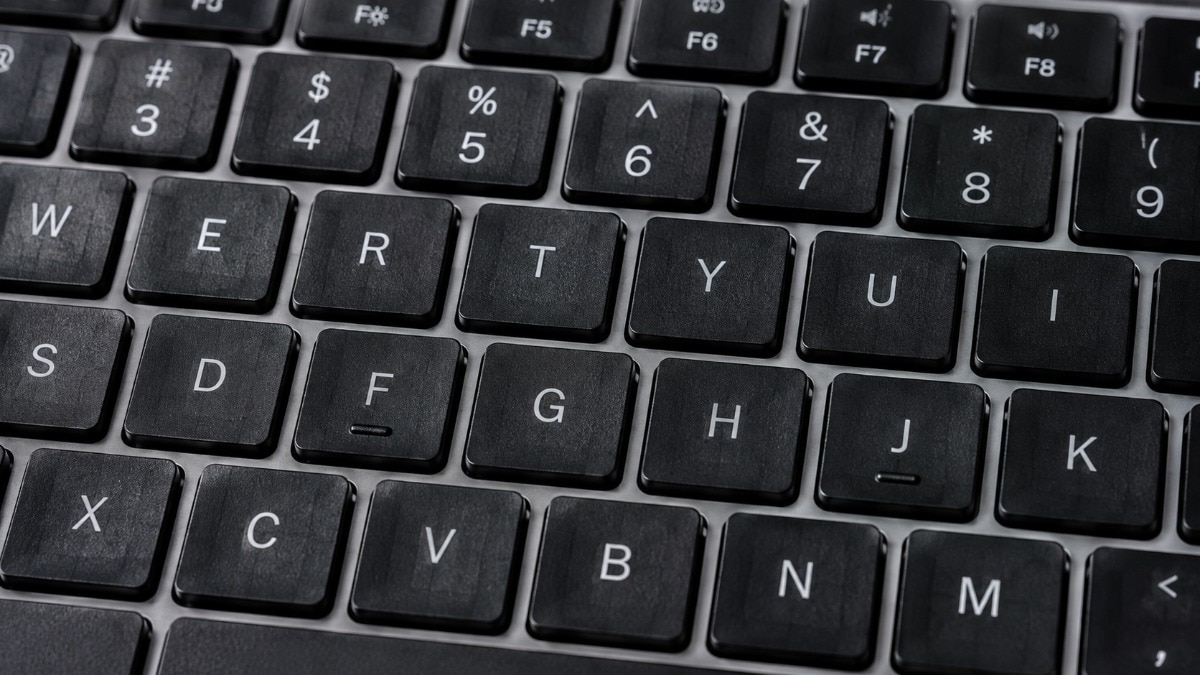 keyboard F and J bumps