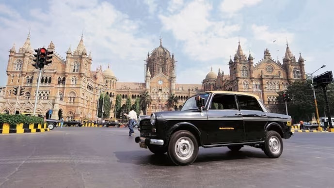 Maharashtra gets tough on Marathi rule: Licences can be permanently cancelled