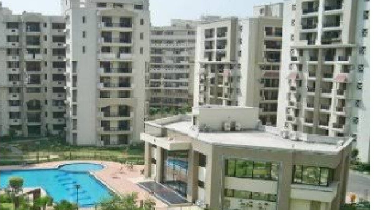 The first thing to assess is the total acquisition cost, including stamp duty, registration, brokerage, interiors, maintenance deposits and immediate repair or renovation expenses.