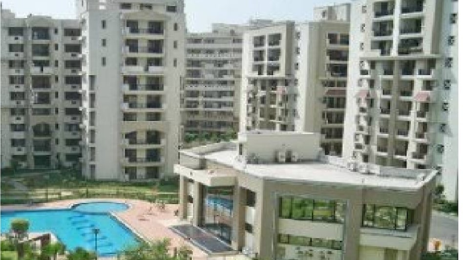 The first thing to assess is the total acquisition cost, including stamp duty, registration, brokerage, interiors, maintenance deposits and immediate repair or renovation expenses. The first thing to assess is the total acquisition cost, including stamp duty, registration, brokerage, interiors, maintenance deposits and immediate repair or renovation expenses.