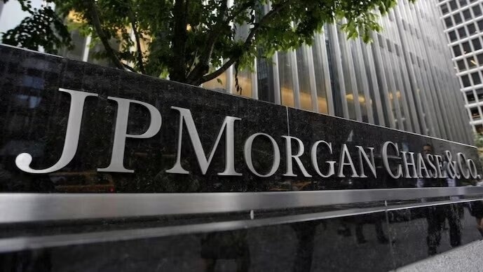 JPMorgan Chase's unit banned by SEBI