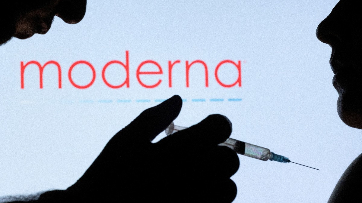 Moderna and Merck's mRNA cancer vaccine cuts melanoma recurrence risk in first positive Phase 3 trial
