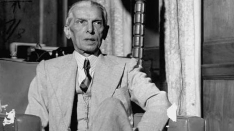 Author Kuldip Nayar writes that Jinnah had initially not believed reports that thousands of people were migrating from both sides of the border. 