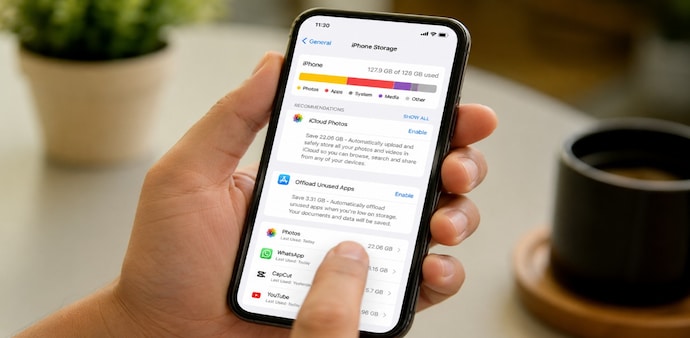 Two simple storage culprits may be filling up your phone faster than you expect Two simple storage culprits may be filling up your phone faster than you expect