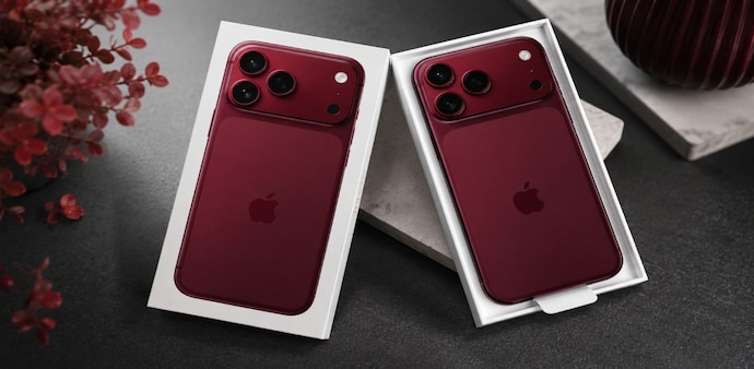 iPhone 18 Pro models could launch next month, and Apple may announce the debut date by this week. iPhone 18 Pro models could launch next month, and Apple may announce the debut date by this week.