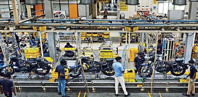 How Tamil Nadu is continuing to lead in manufacturing with factories and factory workers How Tamil Nadu is continuing to lead in manufacturing with factories and factory workers