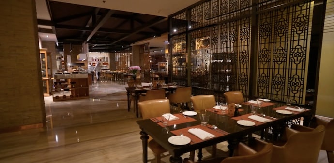 Two posh hotels in Delhi under FSSAI radar for food safety and hygiene lapses Two posh hotels in Delhi under FSSAI radar for food safety and hygiene lapses