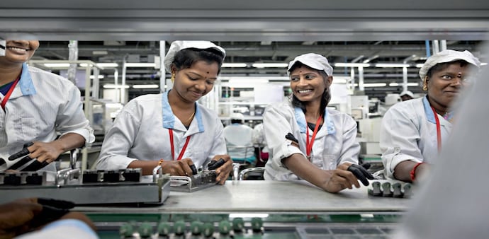 Manufacturing companies are seeking better-skilled workers. But low wages remain a problem Manufacturing companies are seeking better-skilled workers. But low wages remain a problem