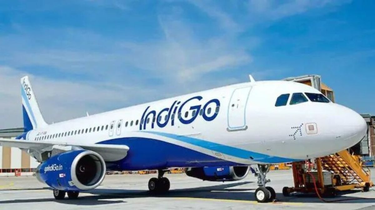 Aviation brings together high volumes of customer interactions, time-sensitive operations and a large, distributed workforce.