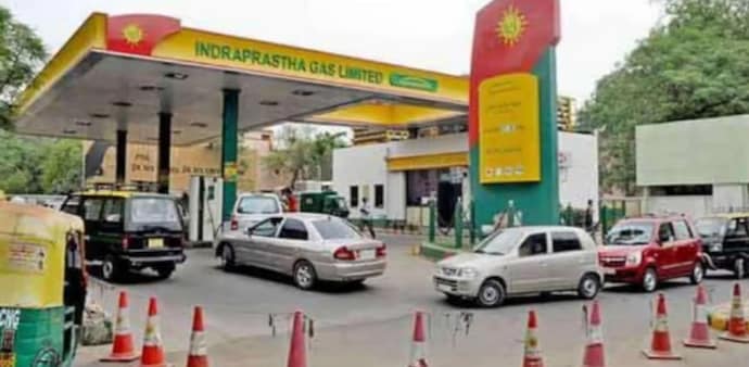 Delhi still has one of the lowest CNG retail prices in the world among gas-importing countries such as India Delhi still has one of the lowest CNG retail prices in the world among gas-importing countries such as India