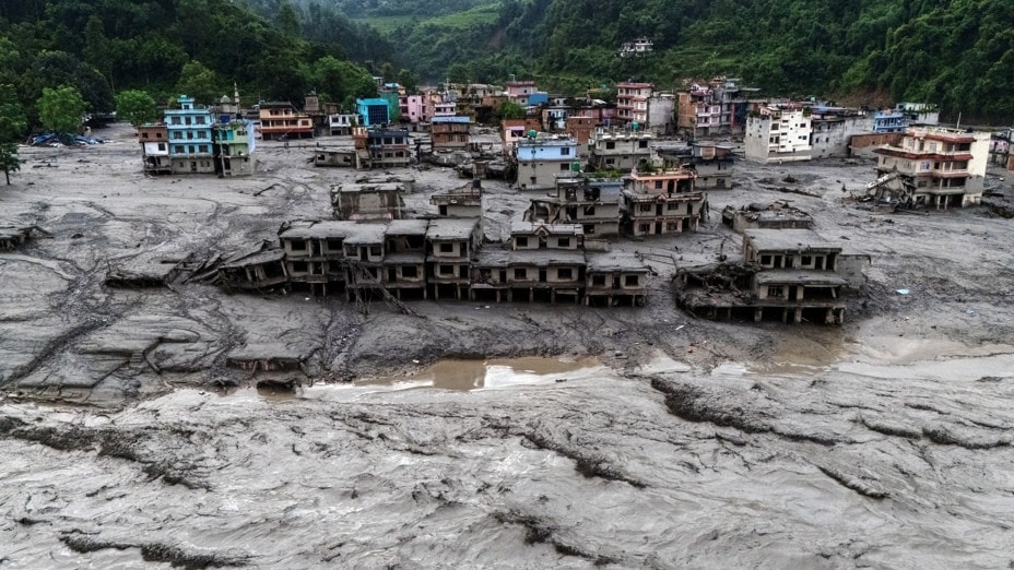 Nepal flash floods death toll continues to climb, thousands remain missing