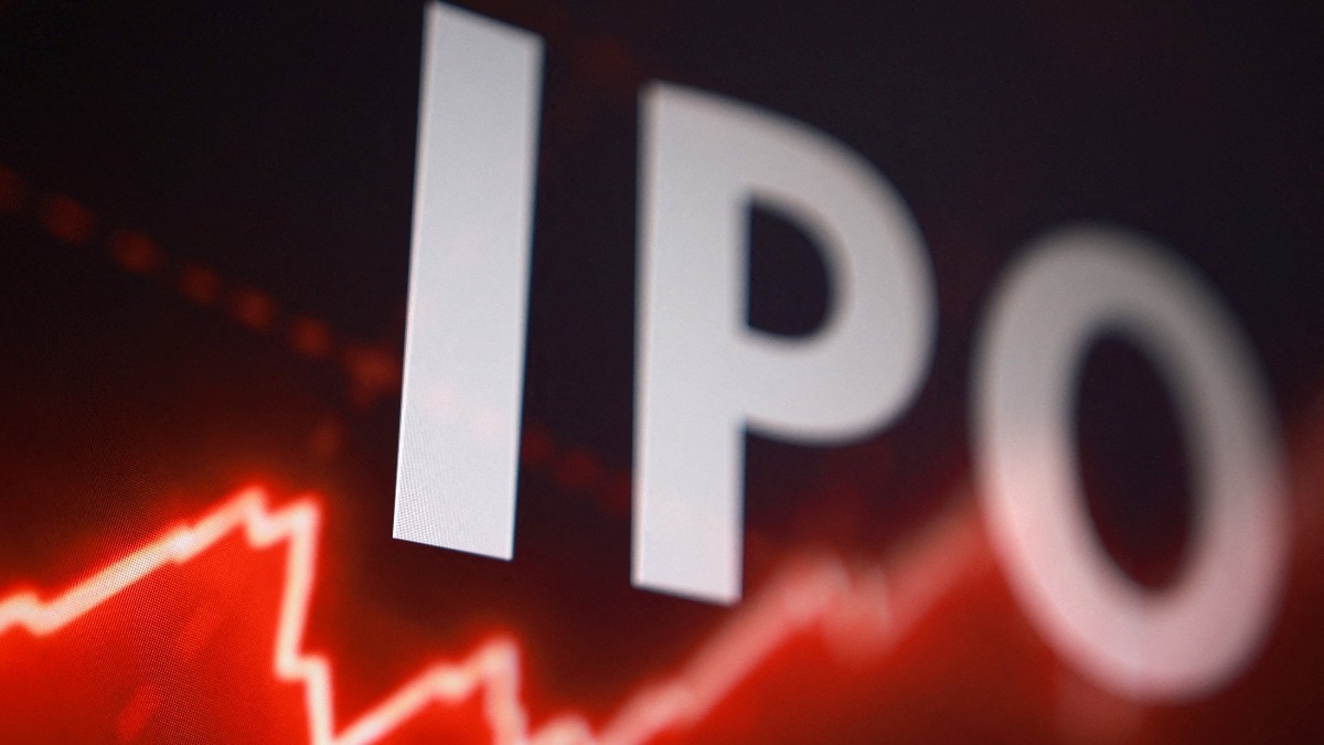 The IPO of ESDS Software Solution was sold in the price band of Rs 408-429 apiece between August 28 and September 01