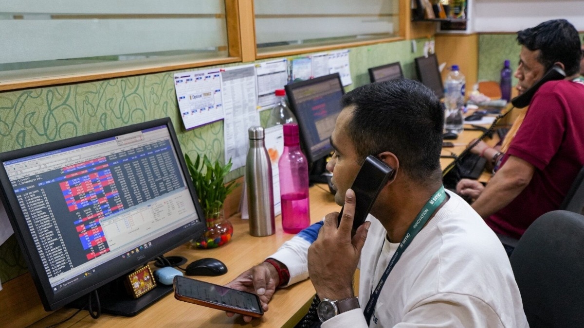 Analysts said brokerages have tightened intraday auto-square-off timelines, further shortening the active trading window for retail participants. 