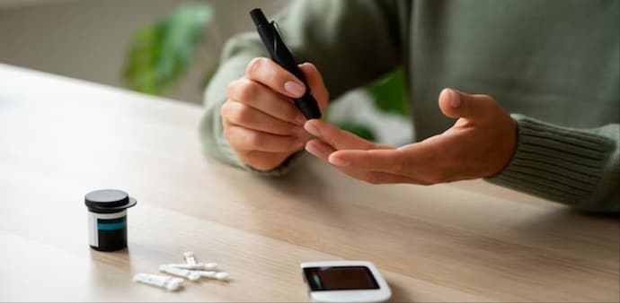 A large meta-analysis involving more than 10 million people found that prediabetes was associated with an approximately 16% higher risk of coronary heart disease, 14% higher risk of stroke and 15% higher risk of cardiovascular disease overall. A large meta-analysis involving more than 10 million people found that prediabetes was associated with an approximately 16% higher risk of coronary heart disease, 14% higher risk of stroke and 15% higher risk of cardiovascular disease overall.
