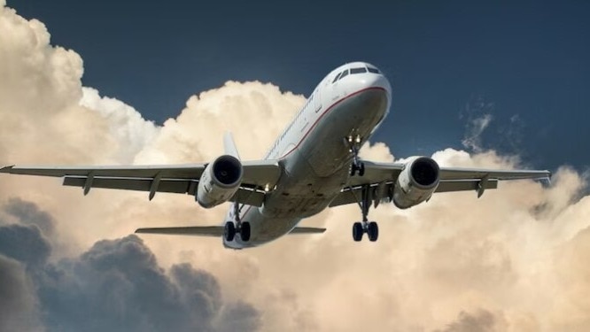 Low-cost airlines dominate the Indian market, holding 69% of capacity with 15.7 million seats, a 4% decrease vs September 25. Full-service capacity is 7 million seats, having decreased by 5.4% year on year.