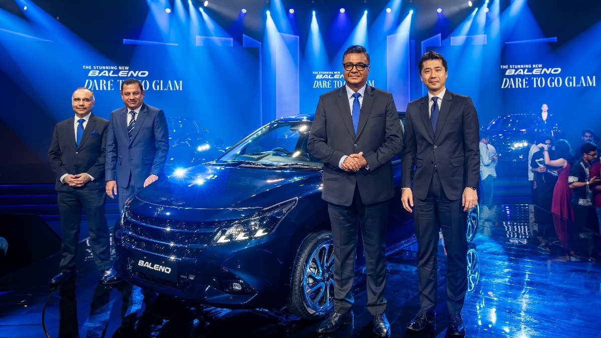 The new Baleno features a redesigned front fascia with a new grille, a sculpted front bumper, revised lower grille and chrome-finished fender garnish.