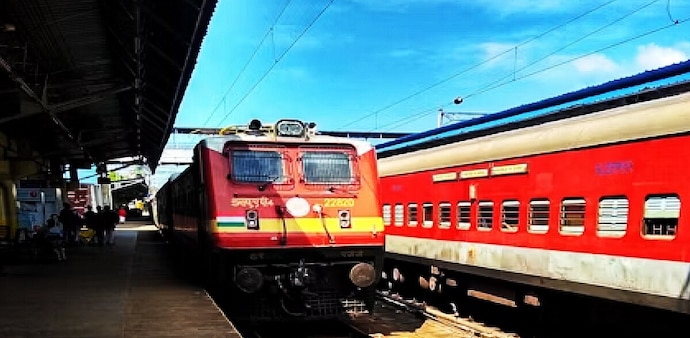 The first project is the Kharagpur-Jharsuguda (Bagdehi) 4th Line, which will strengthen rail capacity across the eastern and central parts of the network. The first project is the Kharagpur-Jharsuguda (Bagdehi) 4th Line, which will strengthen rail capacity across the eastern and central parts of the network.