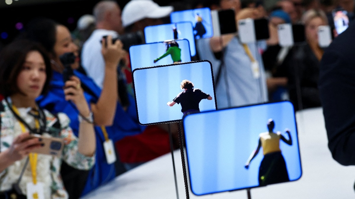 Apple enters the foldable game. Now everyone has to follow.