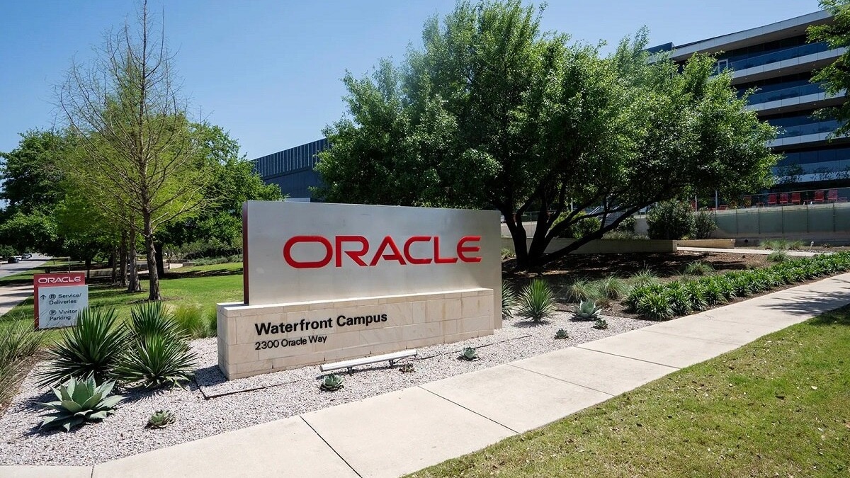 Oracle Adds $700 Million to Restructuring Amid AI Expansion