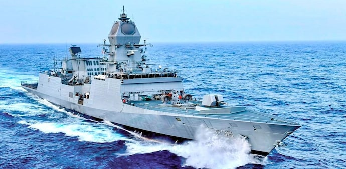 Pakistani Navy ship collides with Indian warship Pakistani Navy ship collides with Indian warship