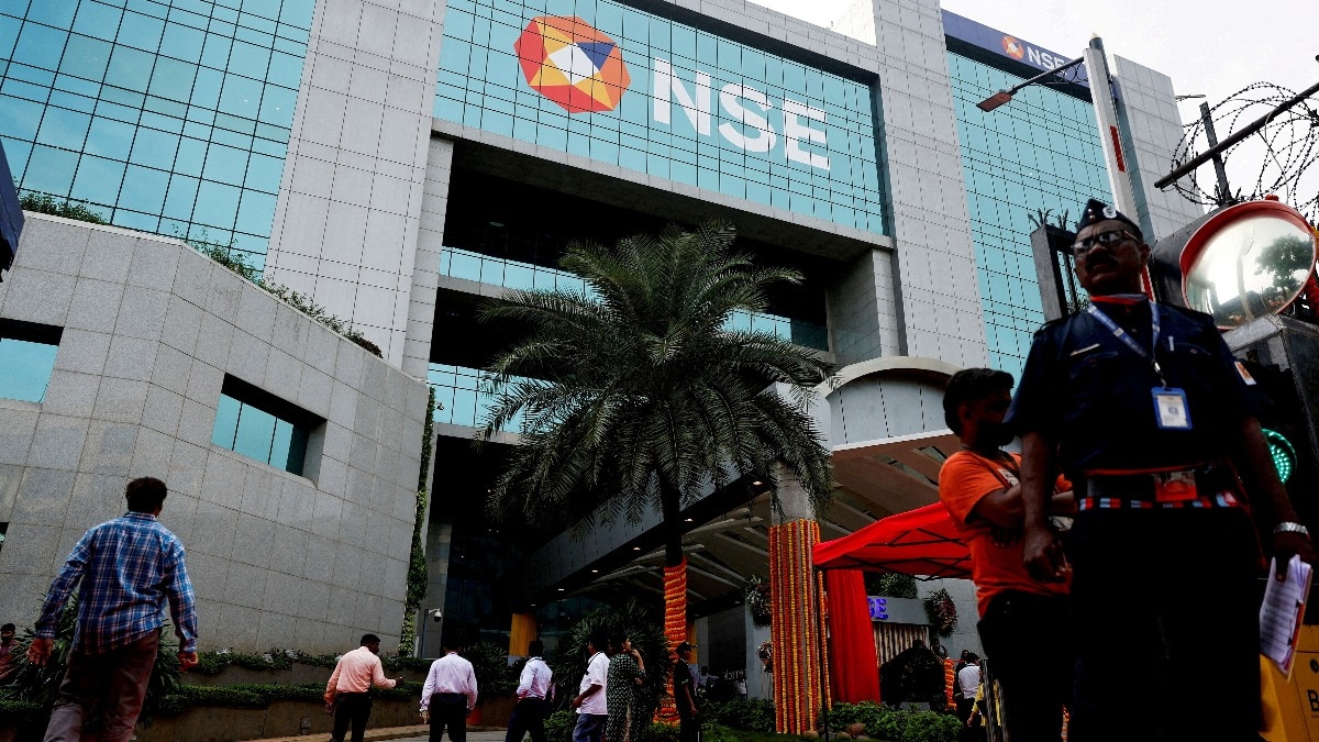 New India Assurance Company Ltd was up 6.91 per cent at Rs 196.91 apiece. NIA held 1.42 stake in NSE and is looking to offload up to 10,500,000 shares in the issue.